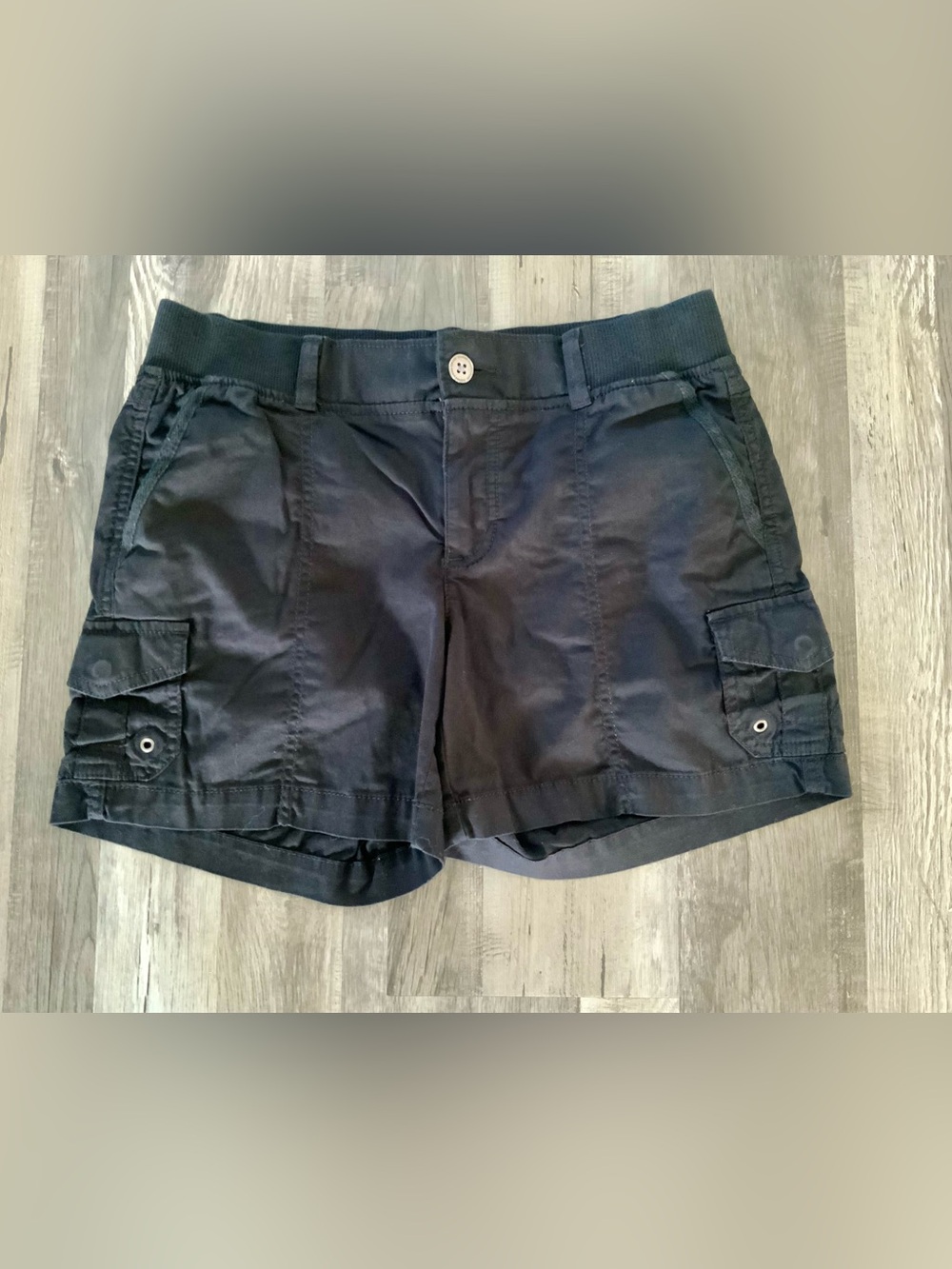 🖤 Sonoma Goods For Life Ultra-Comfort Knit Waist Utility Cargo Shorts- Size 4